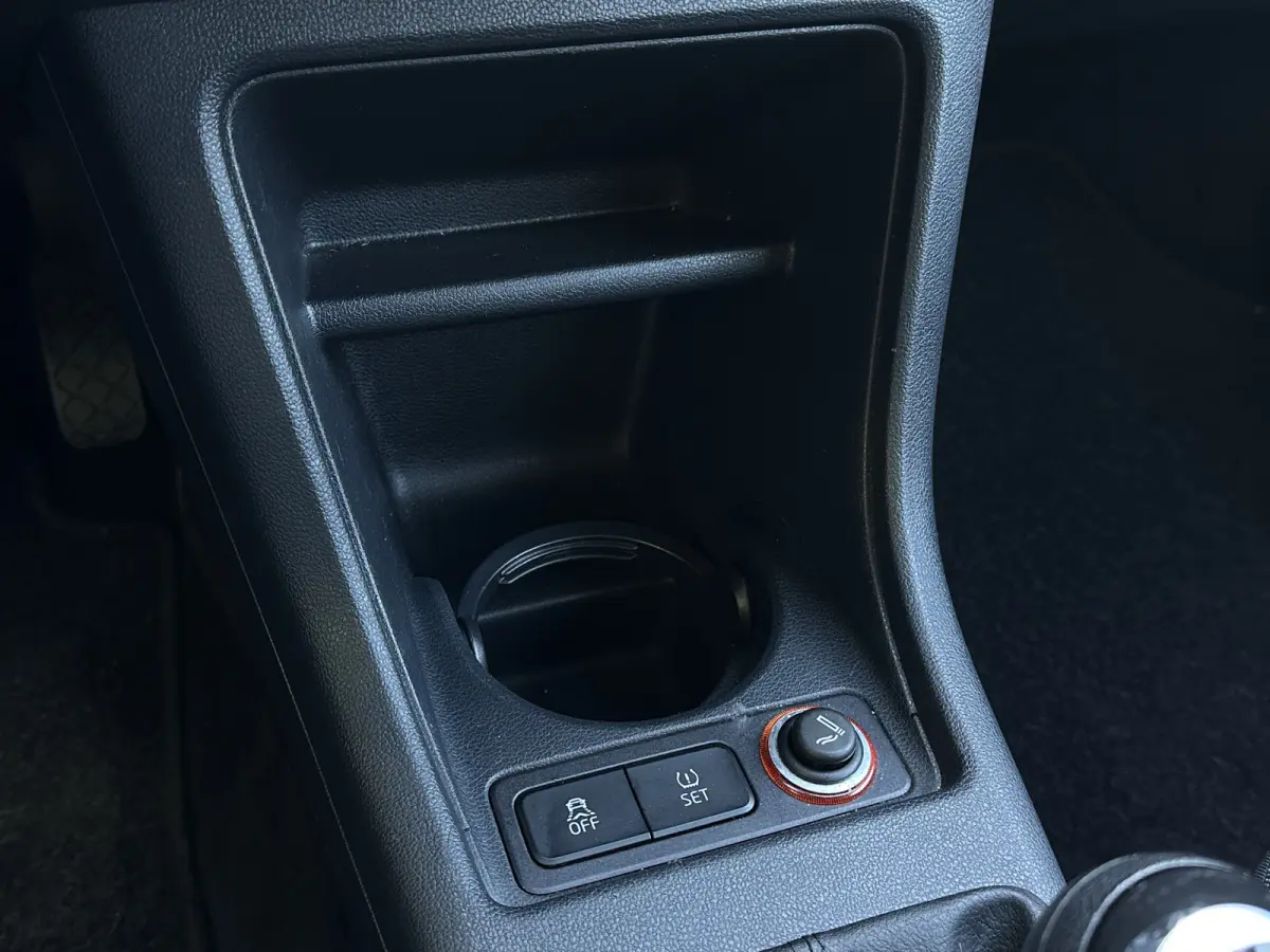 Up! 1.0 Move up! BlueMotion NAP, Airco, Navigatiesysteem