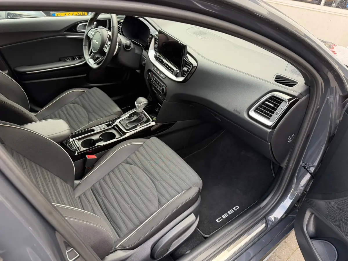 1.5 T-GDi GT-Line Automaat, Apple Carpl/ Android Auto,Cruise Control, Navigatie