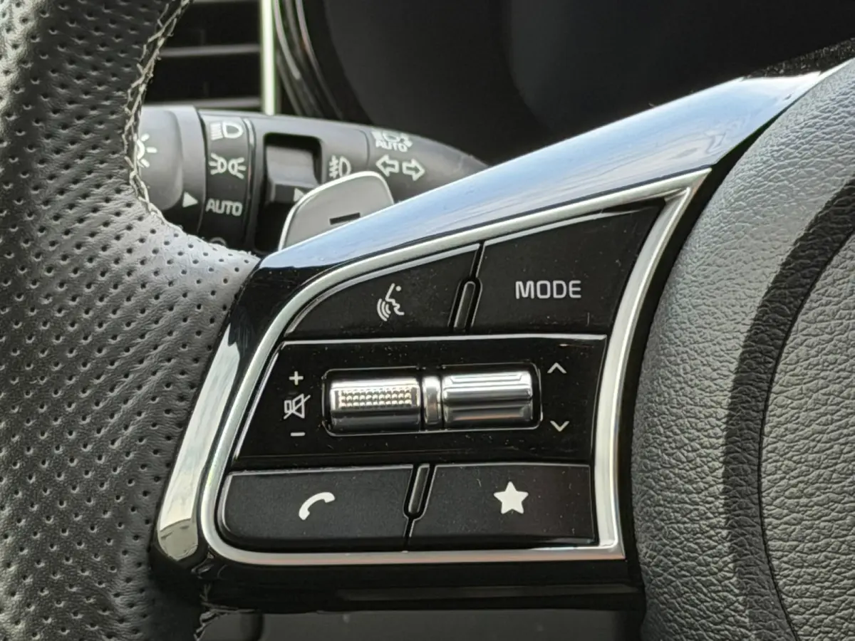 1.5 T-GDi GT-Line Automaat, Apple Carpl/ Android Auto,Cruise Control, Navigatie