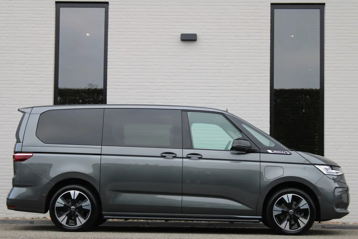1.5 eHybrid / L2 / Bulli Edition / 4Motion / MARGE-BTW VRIJ / 7-Persoons / Vol Opties / NIEUWSTAAT