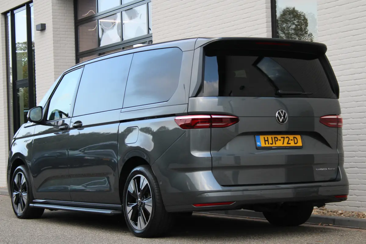 1.5 eHybrid / L2 / Bulli Edition / 4Motion / MARGE-BTW VRIJ / 7-Persoons / Vol Opties / NIEUWSTAAT