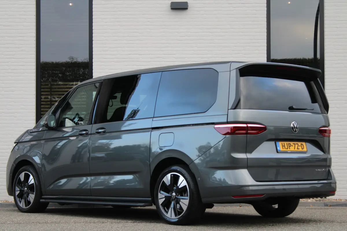 1.5 eHybrid / L2 / Bulli Edition / 4Motion / MARGE-BTW VRIJ / 7-Persoons / Vol Opties / NIEUWSTAAT