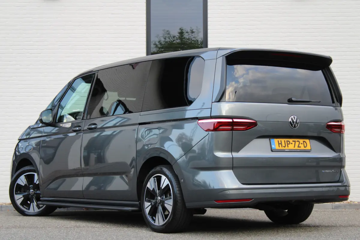 1.5 eHybrid / L2 / Bulli Edition / 4Motion / MARGE-BTW VRIJ / 7-Persoons / Vol Opties / NIEUWSTAAT
