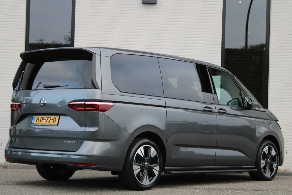 1.5 eHybrid / L2 / Bulli Edition / 4Motion / MARGE-BTW VRIJ / 7-Persoons / Vol Opties / NIEUWSTAAT