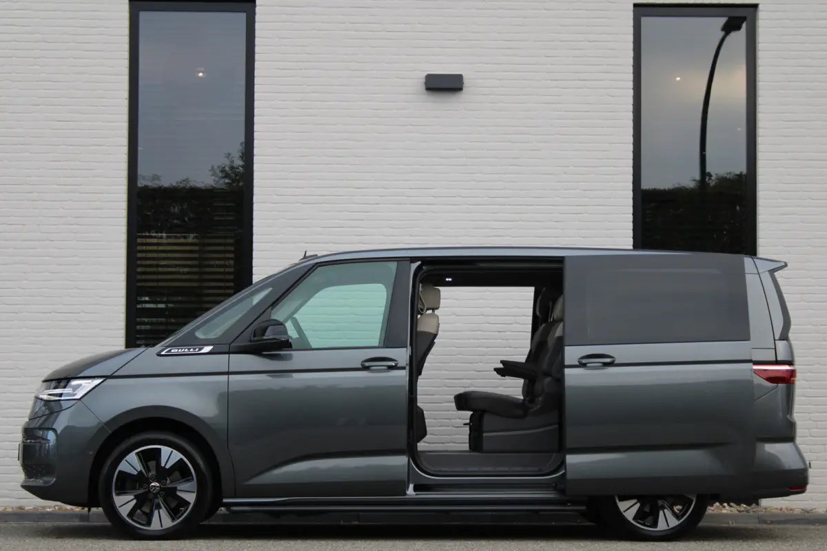 1.5 eHybrid / L2 / Bulli Edition / 4Motion / MARGE-BTW VRIJ / 7-Persoons / Vol Opties / NIEUWSTAAT
