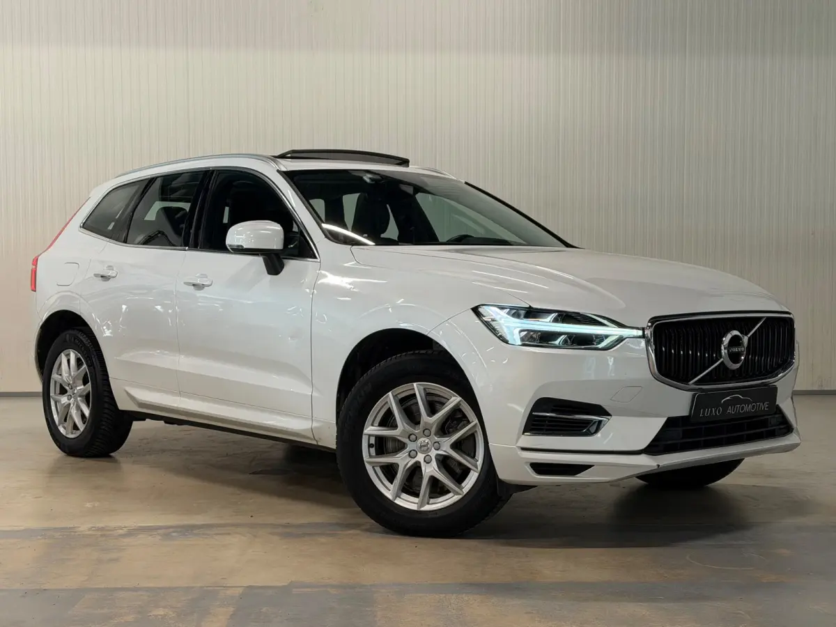 2.0 T8 Twin Engine Momentum AWD | PANO | CAMERA | HARMAN KARDON | LEDER