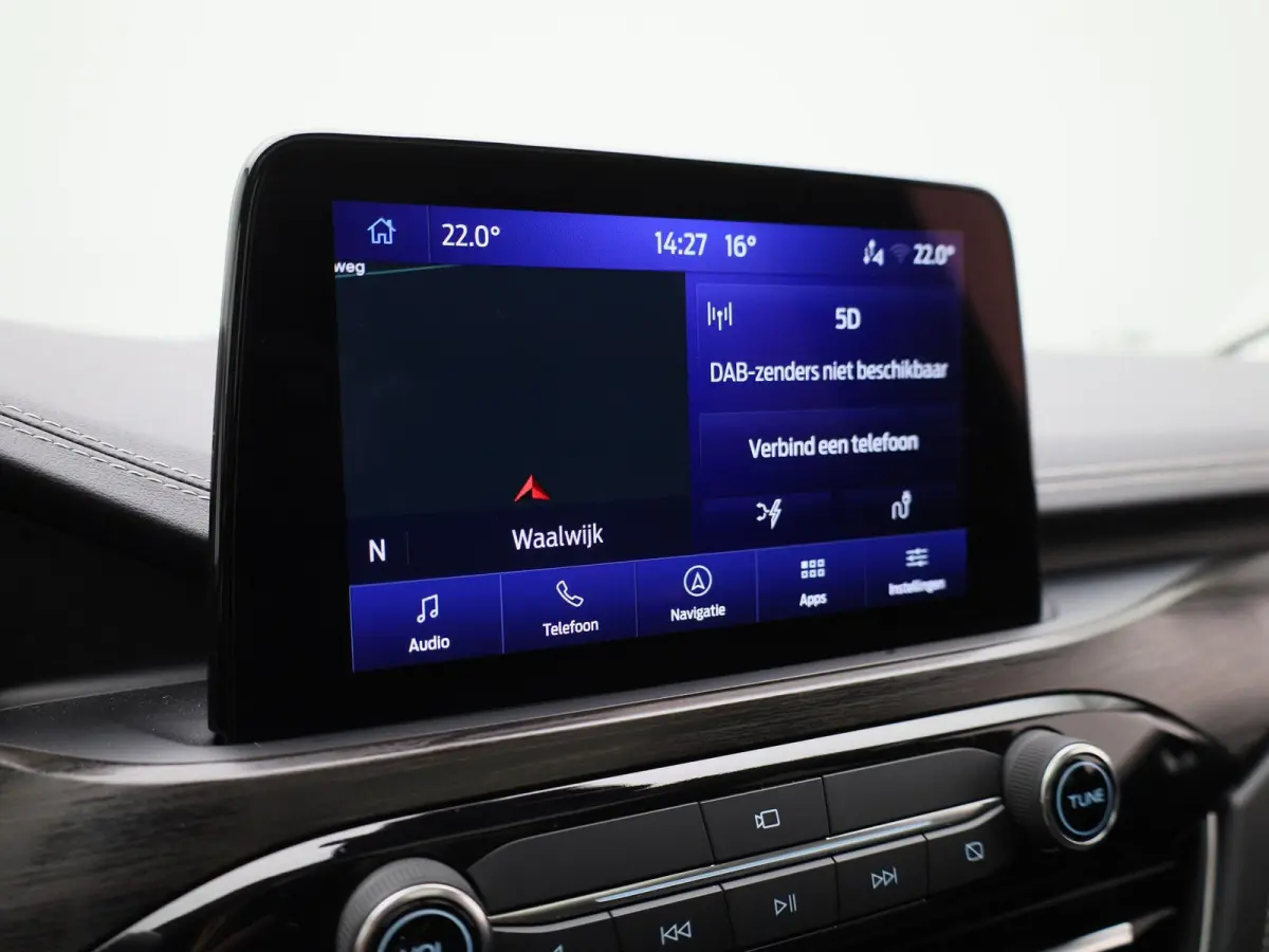 2.5 PHEV Vignale | Apple Carplay/Android Auto | Panoramadak | Winterpakket | Cruise Control | Lichtmetalen Velgen |