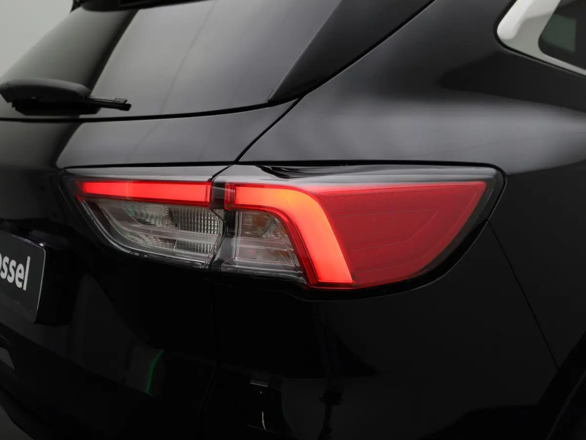 2.5 PHEV Vignale | Apple Carplay/Android Auto | Panoramadak | Winterpakket | Cruise Control | Lichtmetalen Velgen |