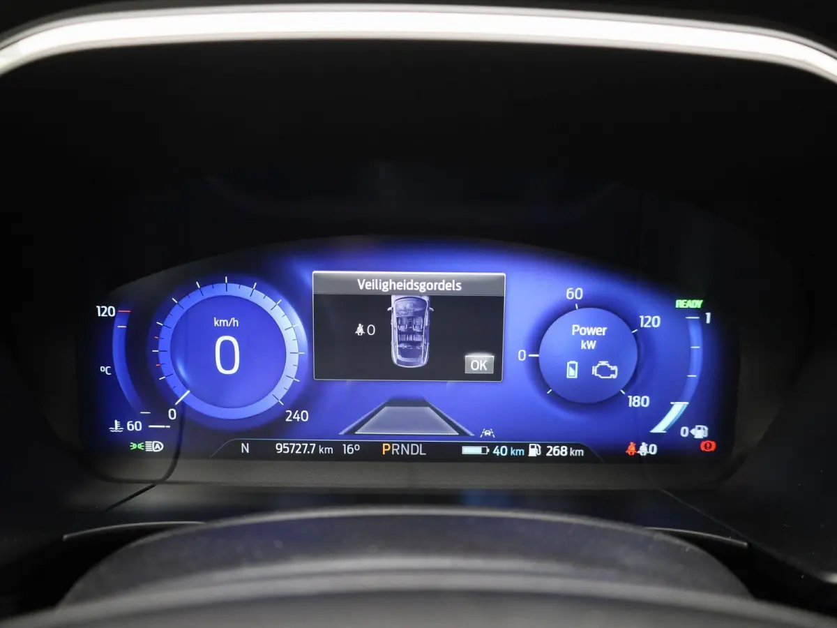 2.5 PHEV Vignale | Apple Carplay/Android Auto | Panoramadak | Winterpakket | Cruise Control | Lichtmetalen Velgen |