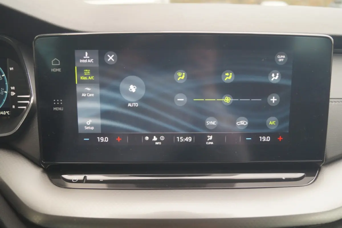 1.0 TSI 110pk Business Edition Travel -ECC-ACC-