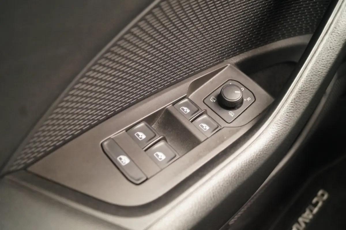 1.0 TSI 110pk Business Edition Travel -ECC-ACC-