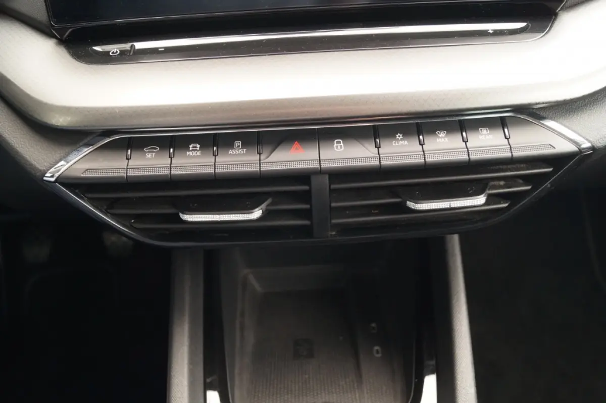 1.0 TSI 110pk Business Edition Travel -ECC-ACC-