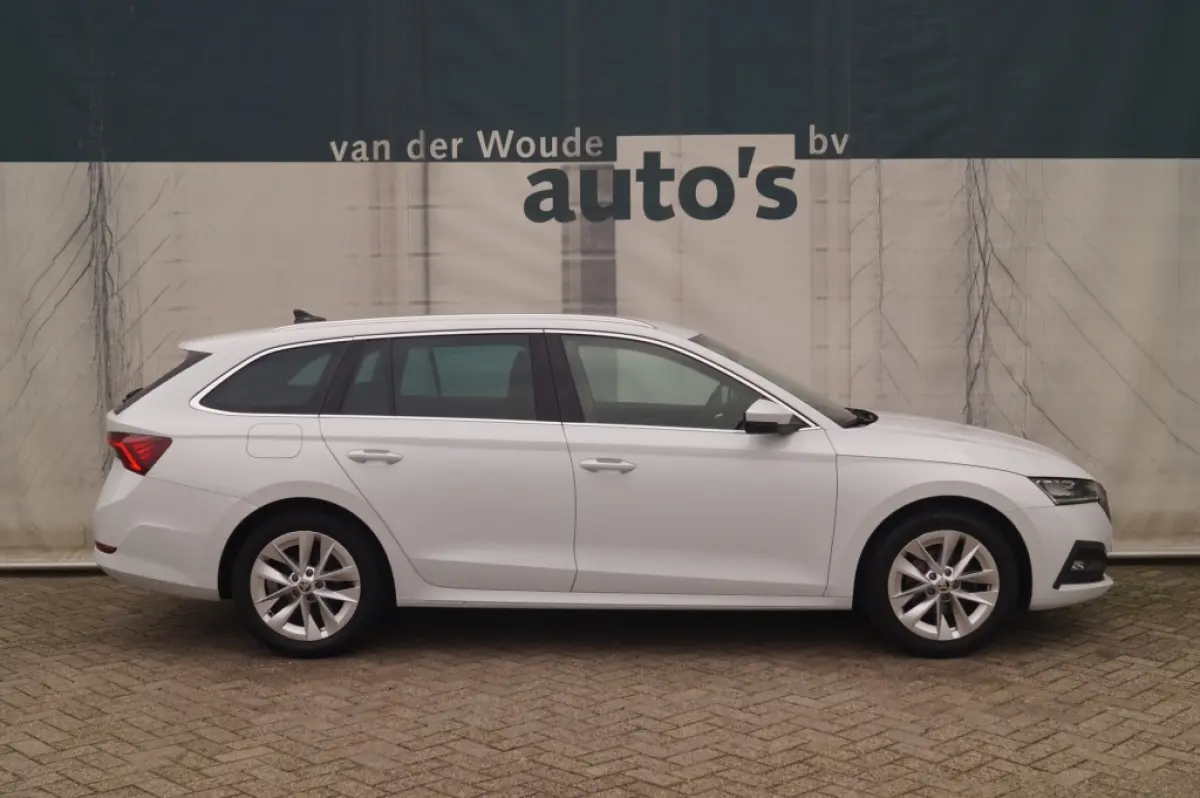 1.0 TSI 110pk Business Edition Travel -ECC-ACC-