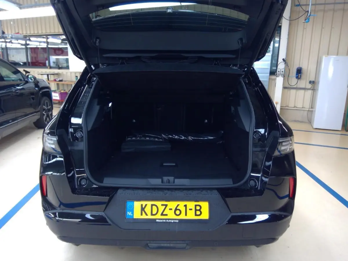 1.2 Turbo Hybrid Business Edition Panoramadak | Focal audio