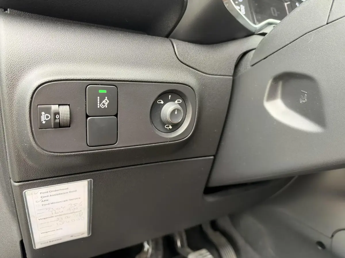 1.2 PureTech S&S Shine|Carplay|Camera|Keyless|Cruise