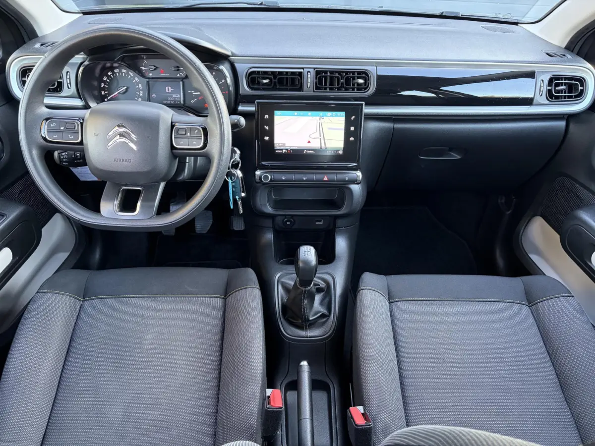 1.2 PureTech S&S Feel Edition ✓2e Eigenaar✓Carplay✓Navi✓Clima✓Cruise✓Lm velgen✓Pdc✓Rijstrooksensor✓N.A.P✓Apk tot 06-2027