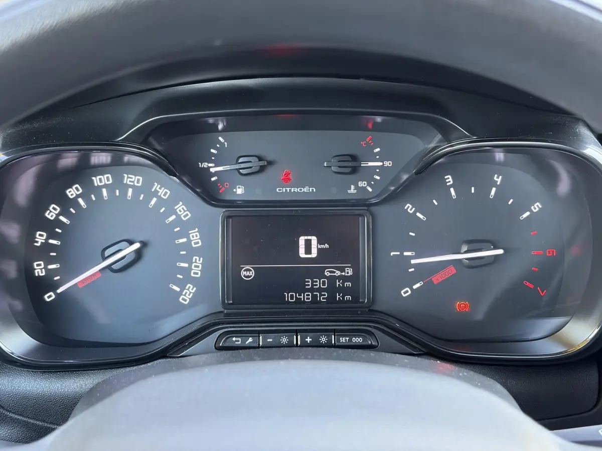1.2 PureTech S&S Feel Edition ✓2e Eigenaar✓Carplay✓Navi✓Clima✓Cruise✓Lm velgen✓Pdc✓Rijstrooksensor✓N.A.P✓Apk tot 06-2027