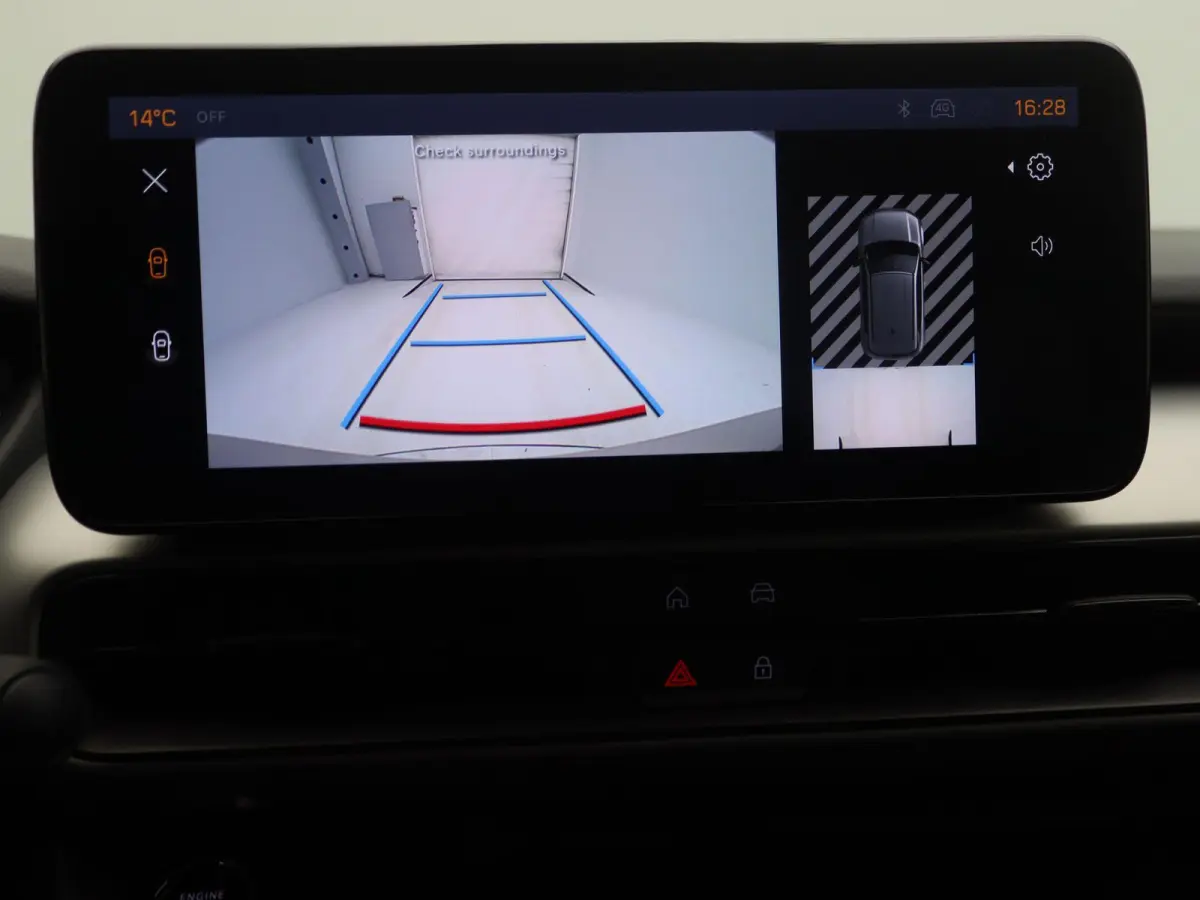 1.2 e-Hybrid Summit | NAVI | 18'' Velgen | Adaptive Cruise Control | Parkeercamera Achter |