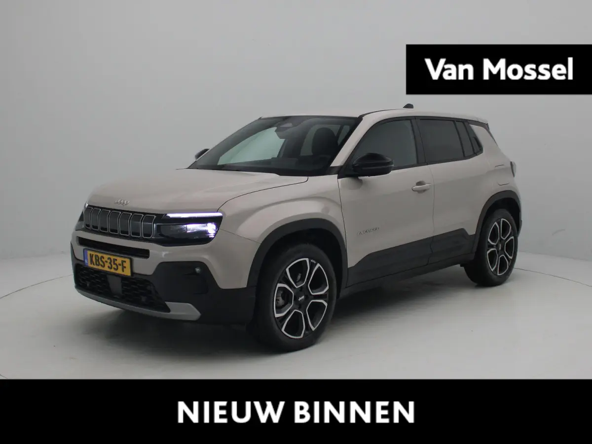 1.2 e-Hybrid Summit | NAVI | 18'' Velgen | Adaptive Cruise Control | Parkeercamera Achter |