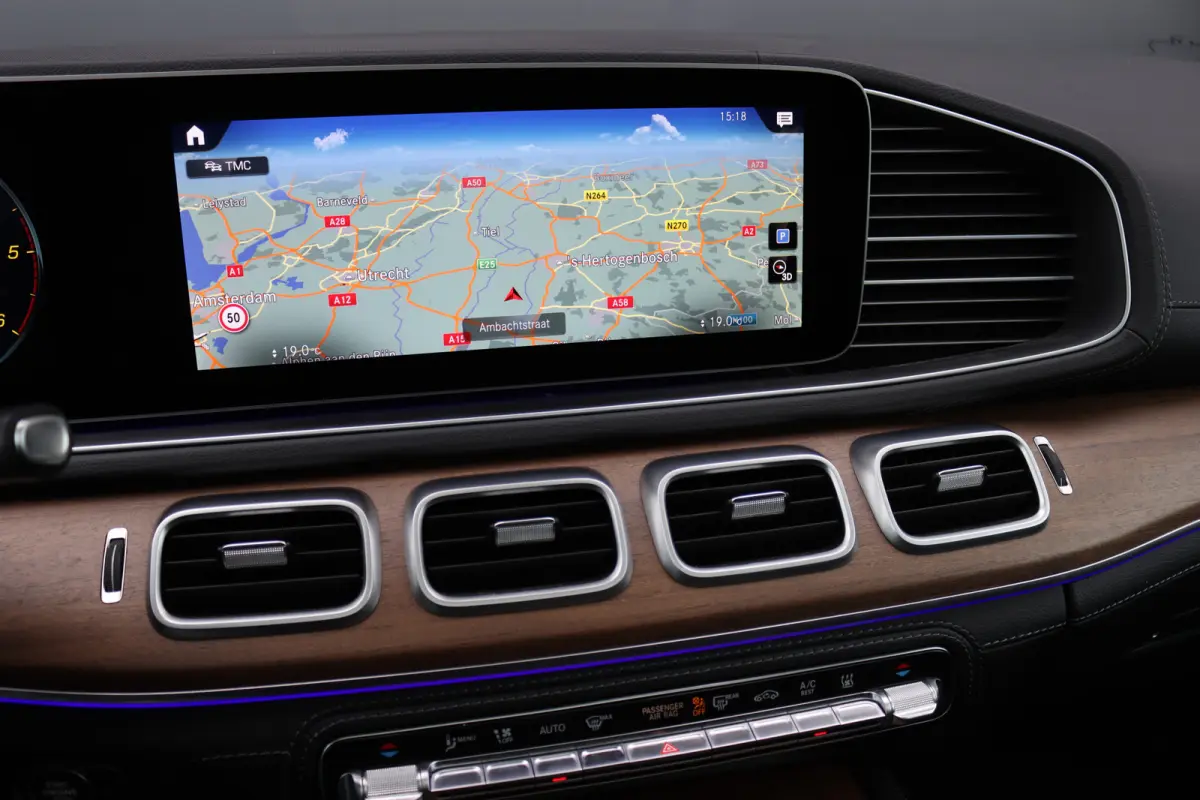 400 d 4MATIC AMG Line Premium+ | 7pers | Luchtvering | Distronic+ | Massage | Stoelventilatie | Memory | Burmester | HUD | Trekhaak | Soft-Close | Vlakkenverwarming | Surround Camera |