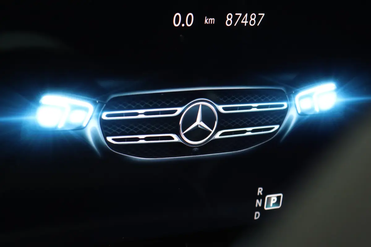 400 d 4MATIC AMG Line Premium+ | 7pers | Luchtvering | Distronic+ | Massage | Stoelventilatie | Memory | Burmester | HUD | Trekhaak | Soft-Close | Vlakkenverwarming | Surround Camera |