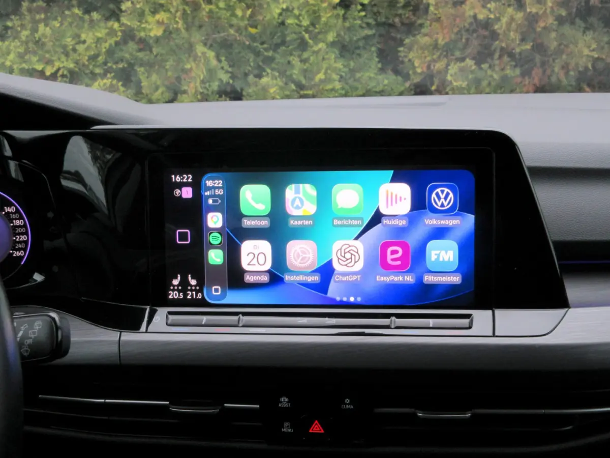 1.5 eTSI Style Automaat * Led * Camera *