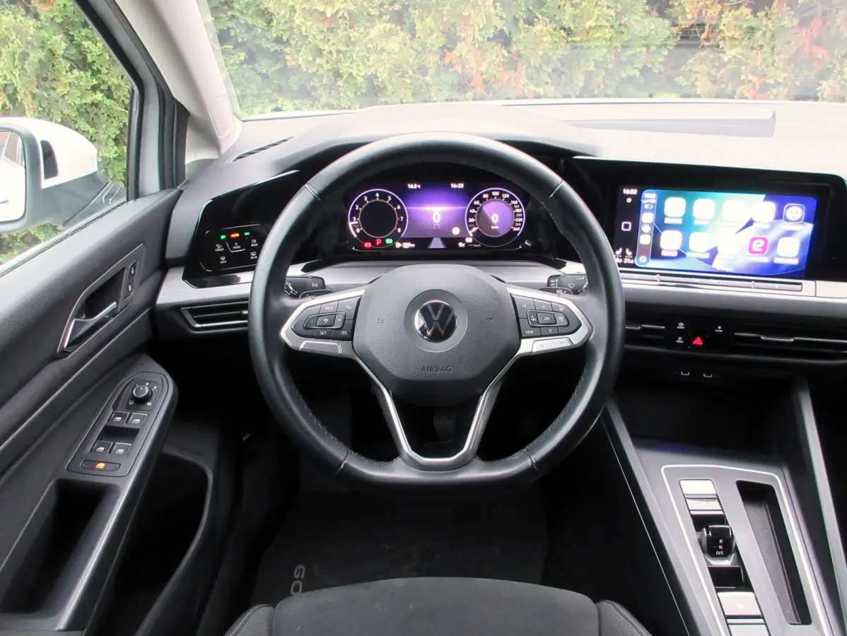 1.5 eTSI Style Automaat * Led * Camera *