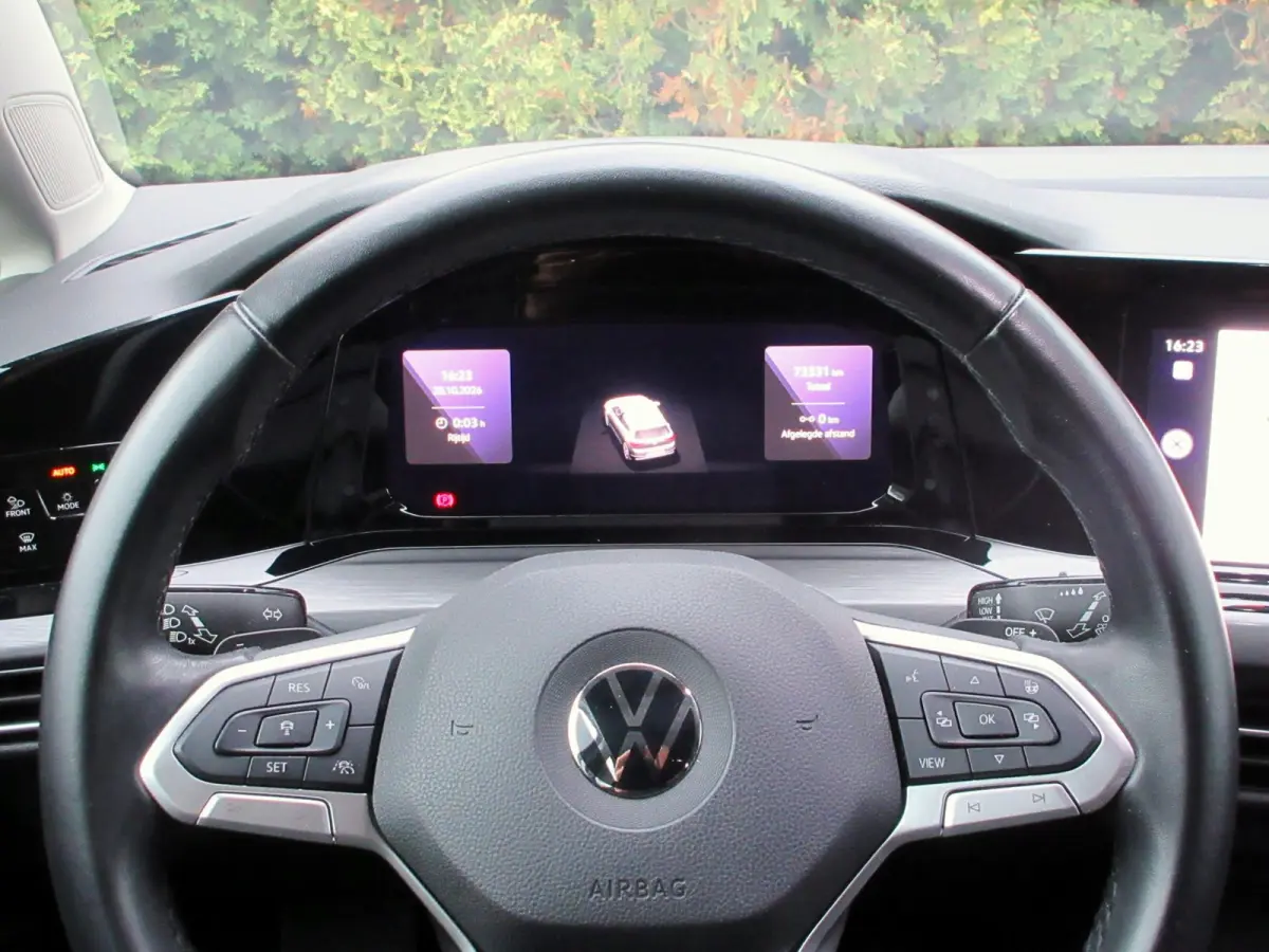 1.5 eTSI Style Automaat * Led * Camera *