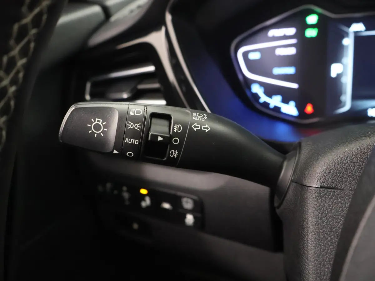 1.6 GDi Hybrid DynamicPlusLine | Lederen Bekleding | Adaptieve Cruise Control | Parkeercamera | Stoel/Stuurverwarming | Afn. Trekhaak |