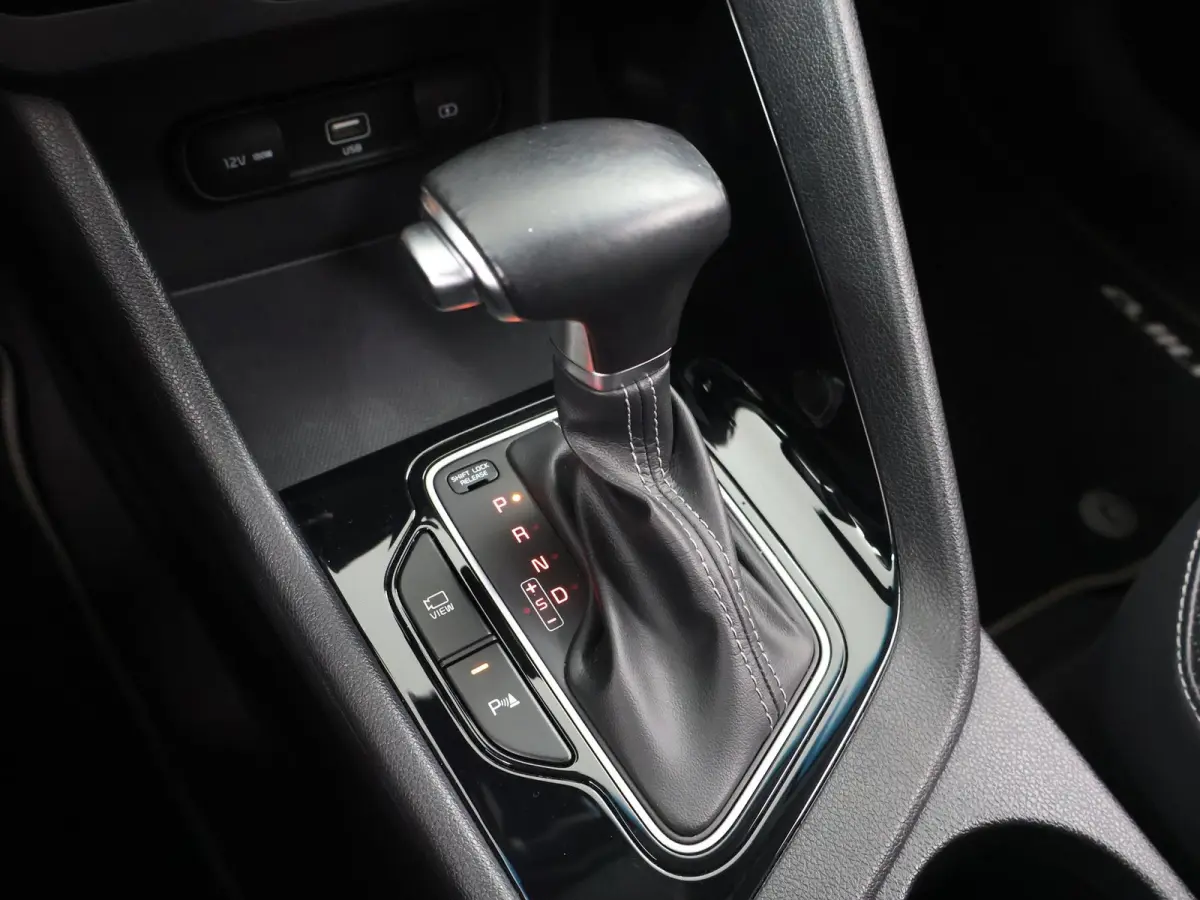 1.6 GDi Hybrid DynamicPlusLine | Lederen Bekleding | Adaptieve Cruise Control | Parkeercamera | Stoel/Stuurverwarming | Afn. Trekhaak |