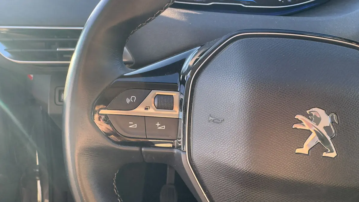 1.2 Active | Apple Carplay / Android auto | Navi | Cruise | LMV |