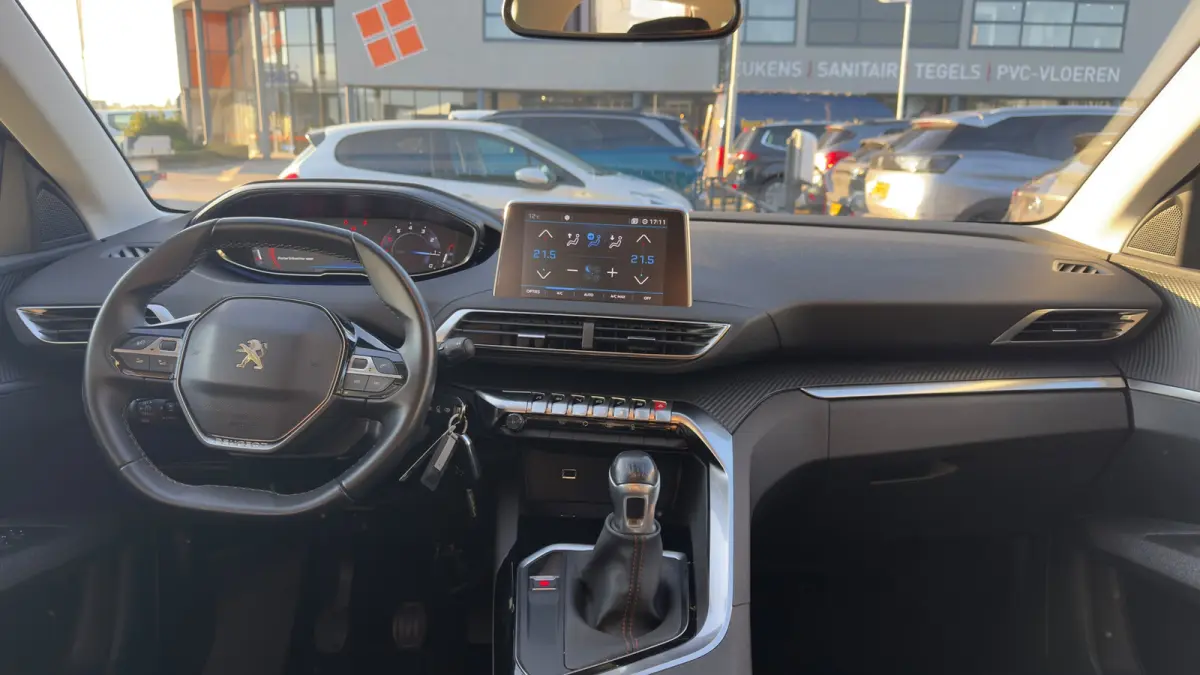 1.2 Active | Apple Carplay / Android auto | Navi | Cruise | LMV |