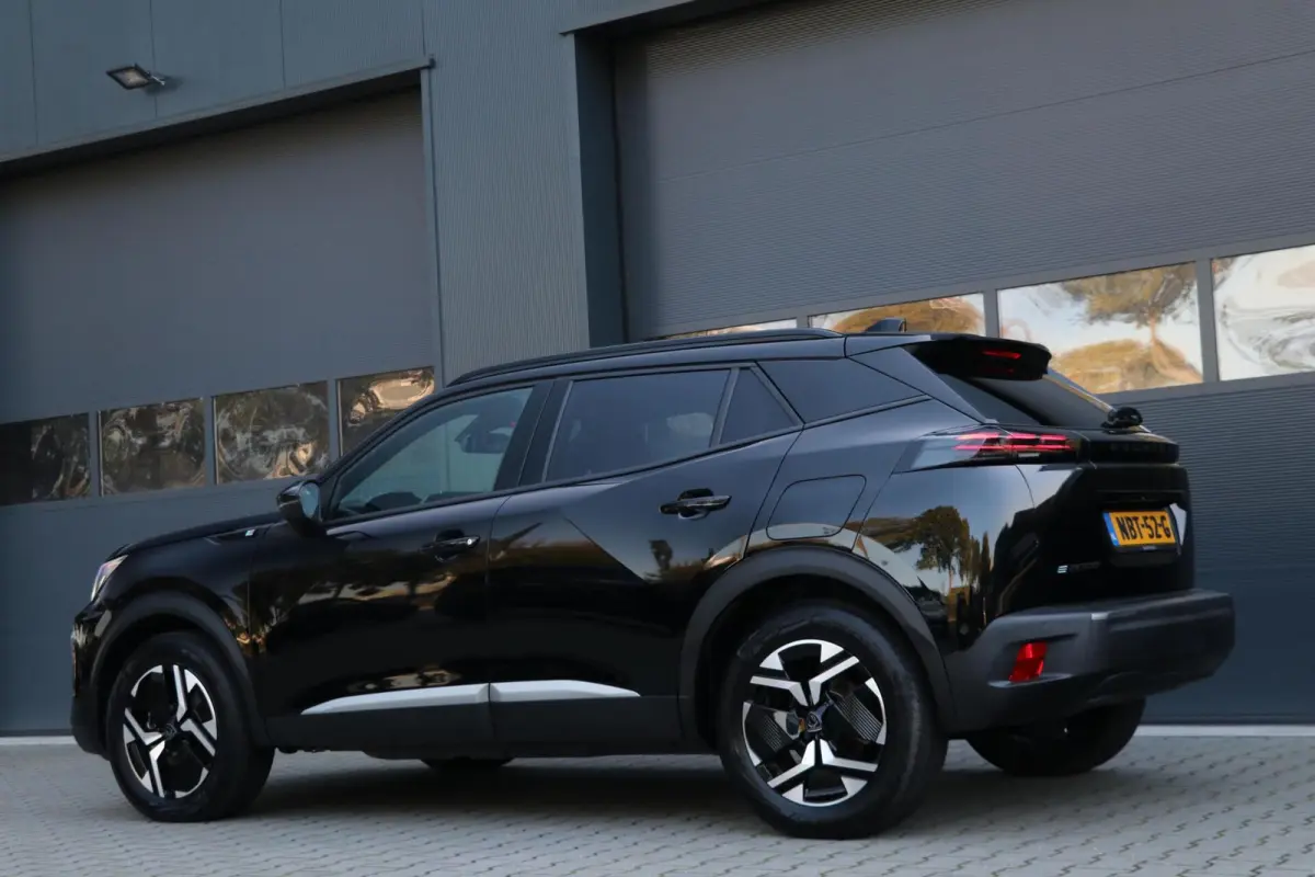 EV Allure Pack 50 kWh AppleCarplay 3 FASEN 3D Cockpit Lmv Led 100% SOH 4043 KM BJ2025