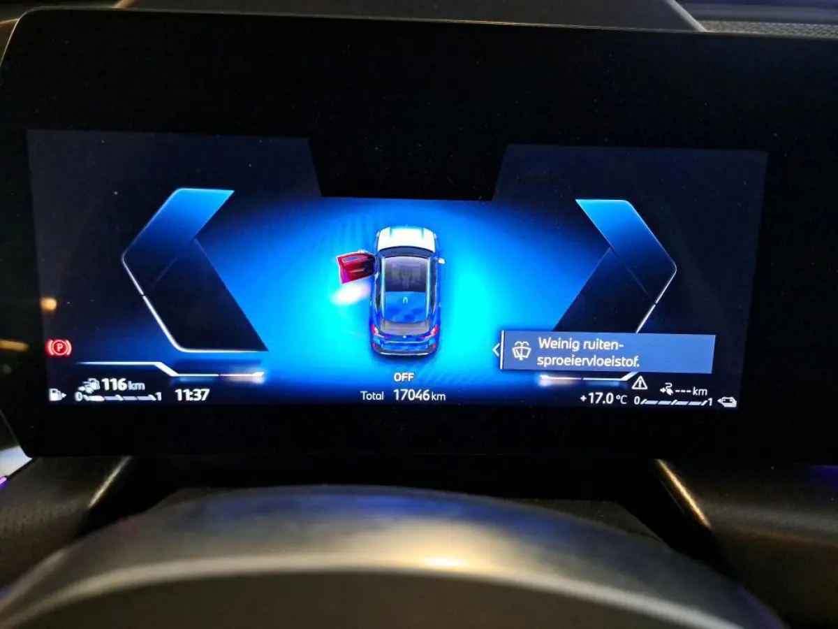 xDrive25e M-Sport | Panorama Dak | Stuur & Stoelverwarming | Elek. Stoelen met Geheugen en Massage | Harman Kardon Audio | Achteruitrijcamera | Airco (automatisch) | Audio installatie premiu