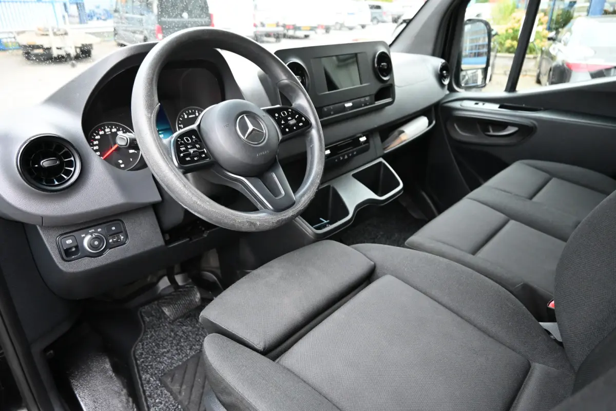 319 CDI 3.0 V6 L3H2 Geveerde stoel, Apple Carplay/Android Auto