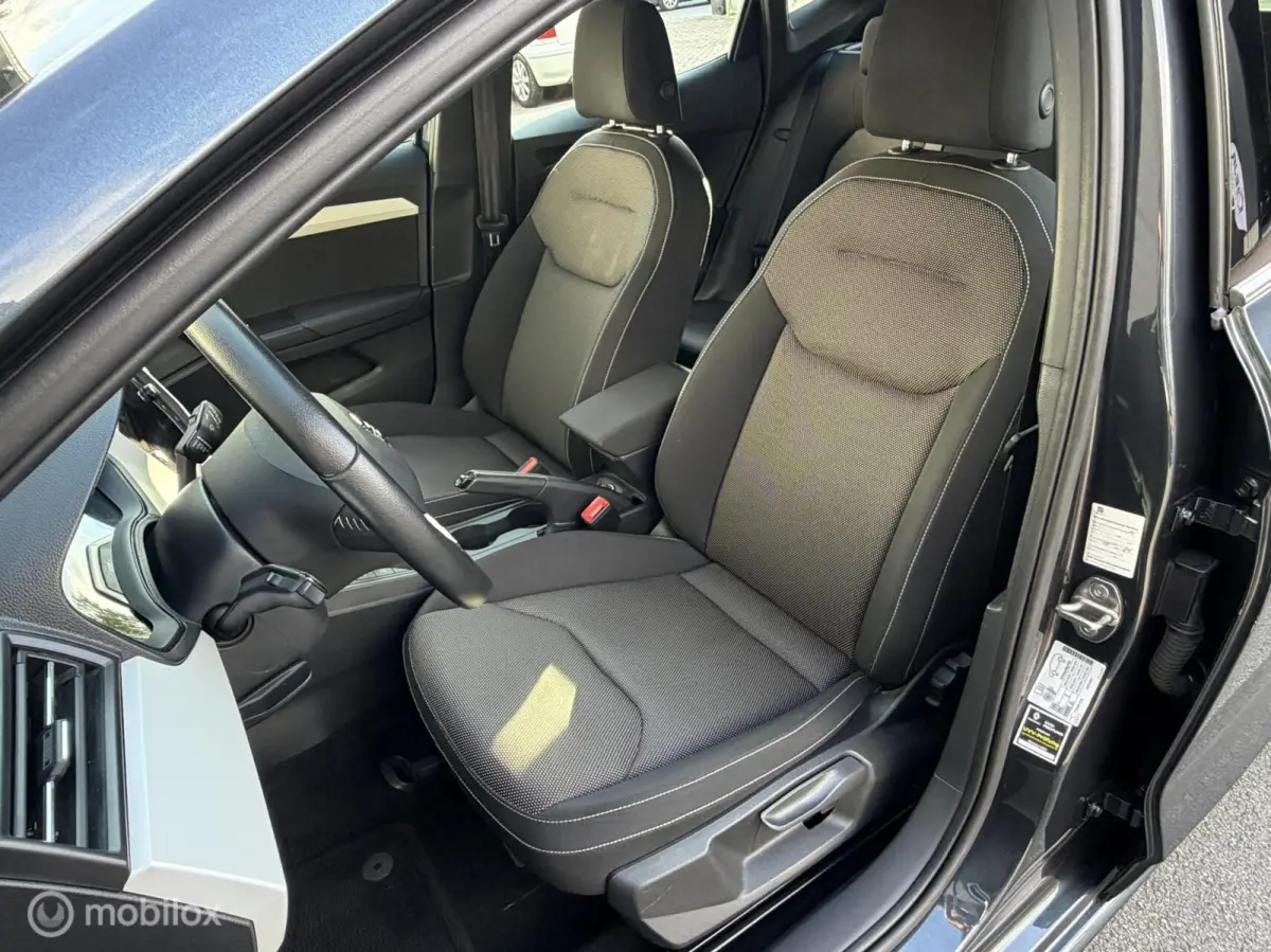 1.0 TSI XCELLENCE CLIMA*CRUISE*CARPLAY*CAMERA*STOELVERW*VOL!