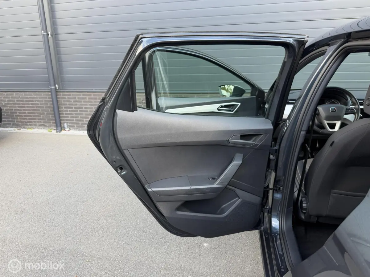 1.0 TSI XCELLENCE CLIMA*CRUISE*CARPLAY*CAMERA*STOELVERW*VOL!