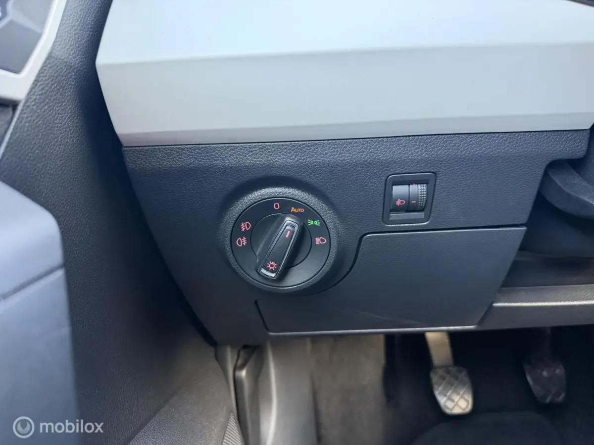 1.0 TSI XCELLENCE CLIMA*CRUISE*CARPLAY*CAMERA*STOELVERW*VOL!