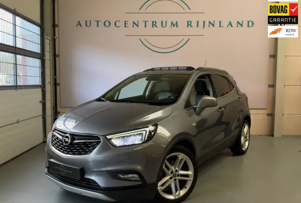 1.4 Turbo Innovation Pano, Stoel/Stuur Verwarming, Camera, Navi, Leer, carplay