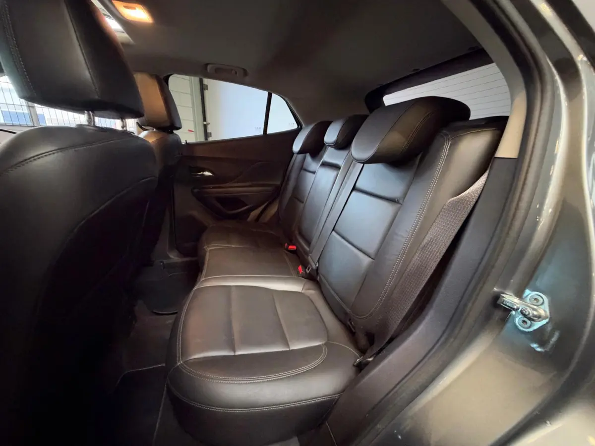 1.4 Turbo Innovation Pano, Stoel/Stuur Verwarming, Camera, Navi, Leer, carplay