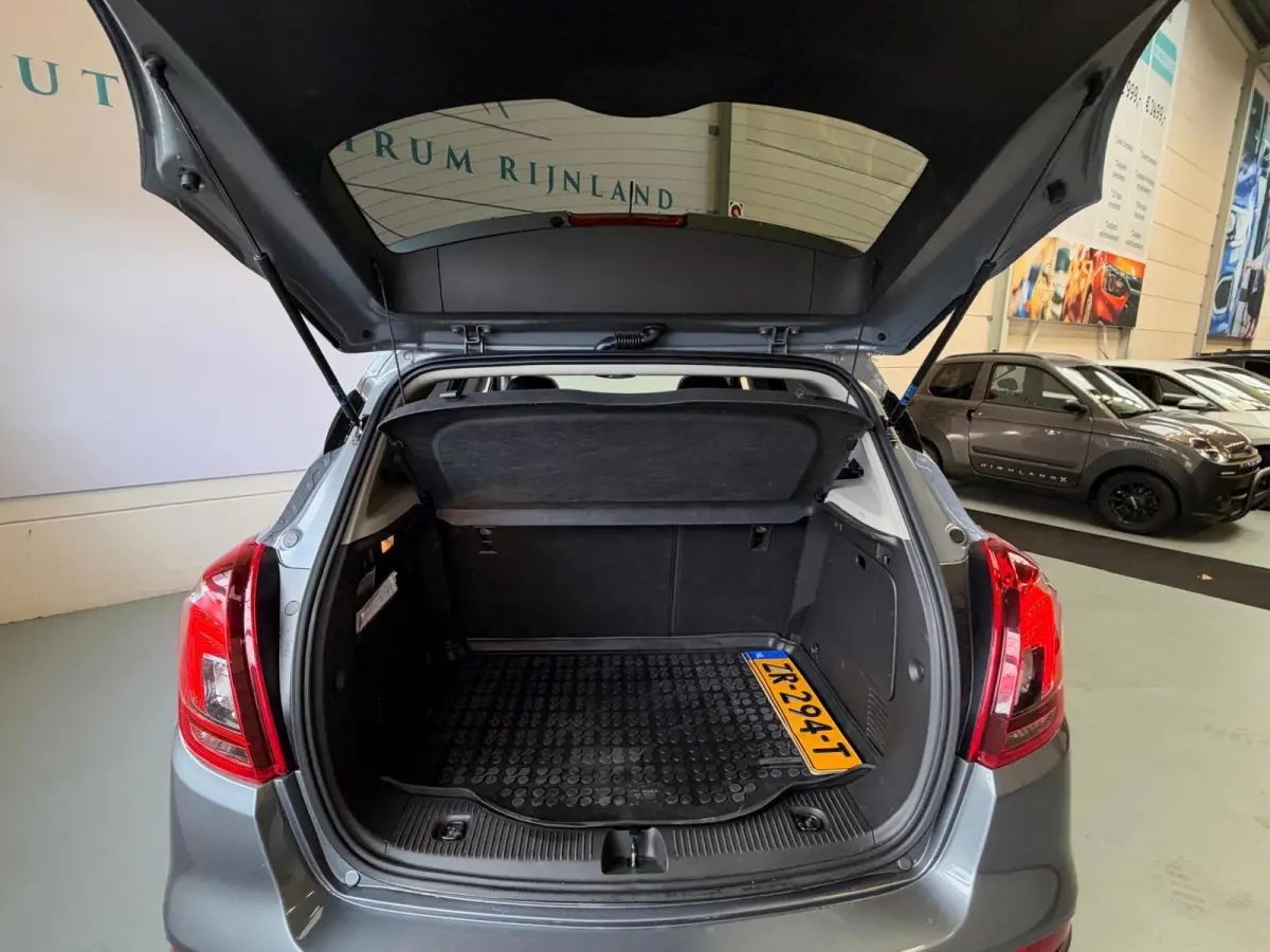 1.4 Turbo Innovation Pano, Stoel/Stuur Verwarming, Camera, Navi, Leer, carplay