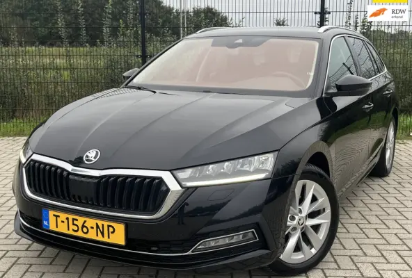 1.5 e-TSI Business Edition Plus | Carplay | Trekhaak | Stoel-/stuurverwarming