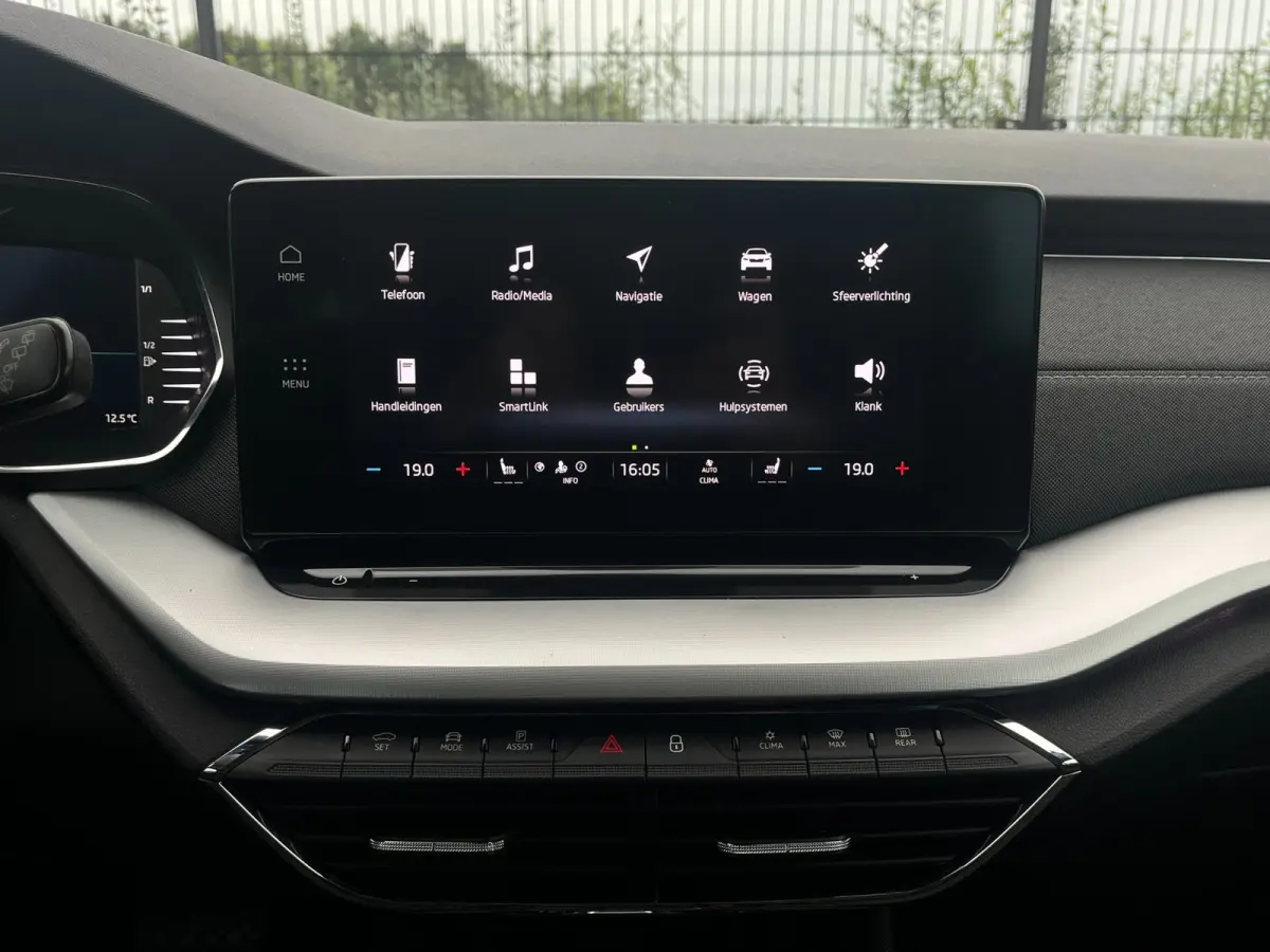 1.5 e-TSI Business Edition Plus | Carplay | Trekhaak | Stoel-/stuurverwarming
