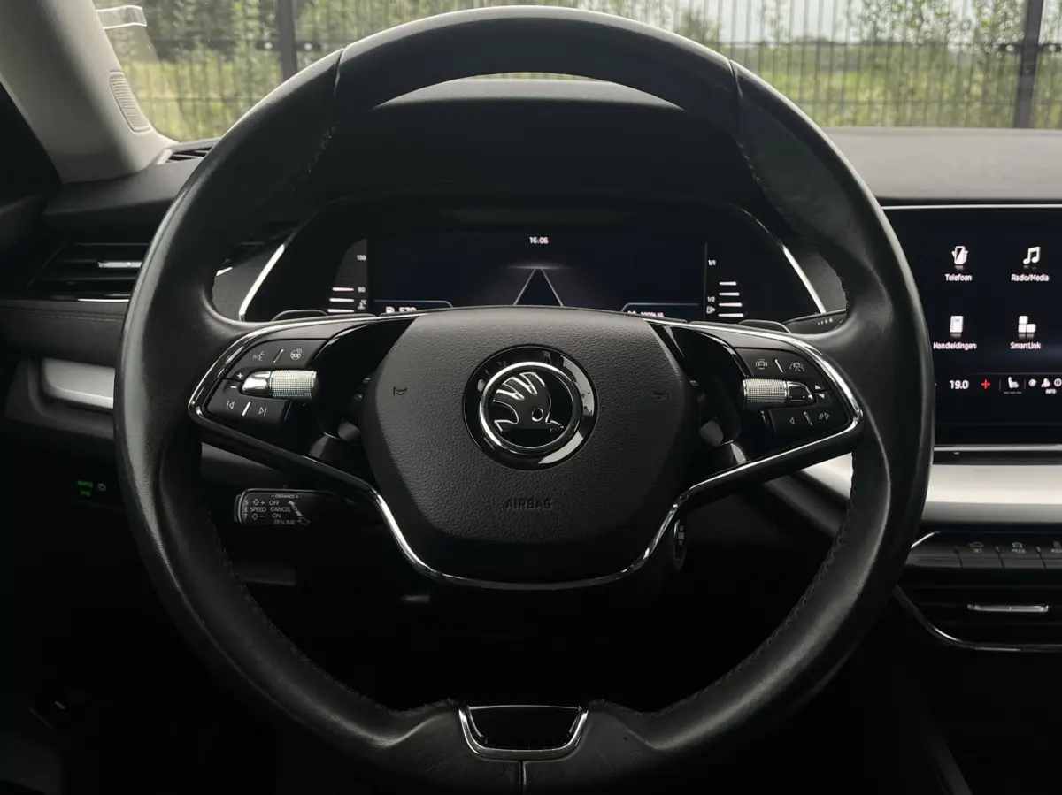 1.5 e-TSI Business Edition Plus | Carplay | Trekhaak | Stoel-/stuurverwarming
