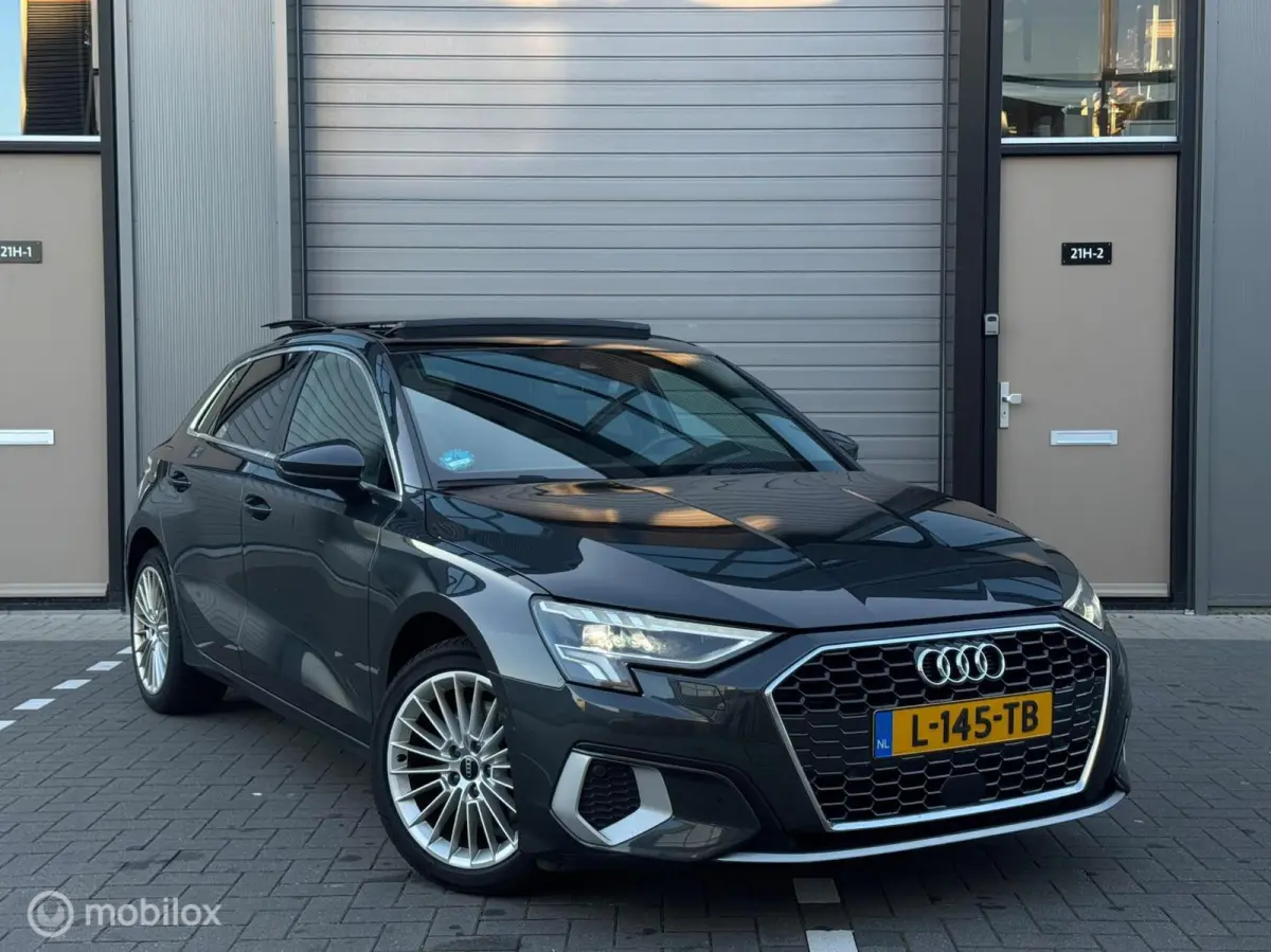 30 TFSI Advanced edition | Matrix | Pano | Lane assist | Camera | Carplay