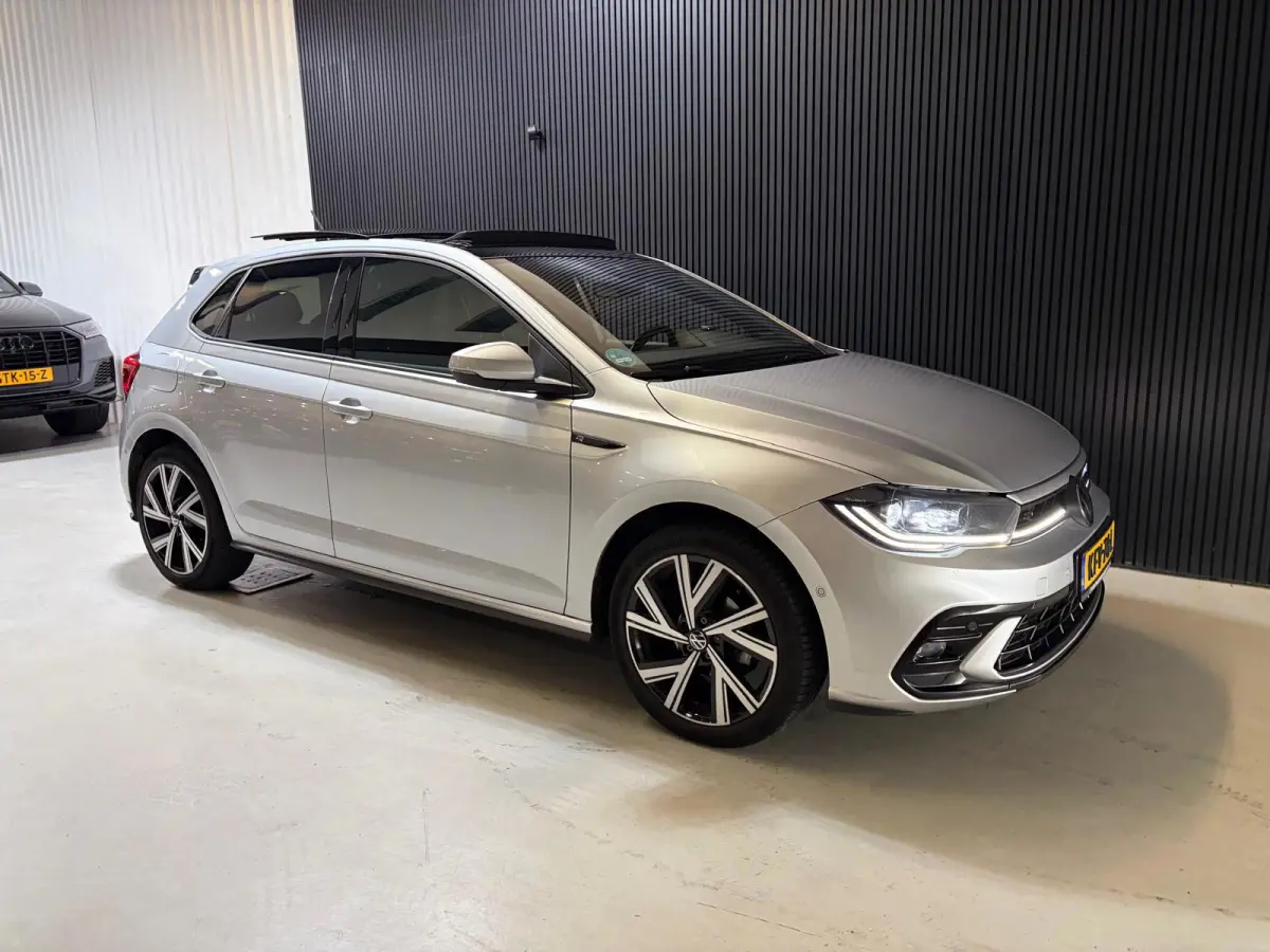 1.0 TSI R-Line Edition Panoramadak Camera Keyless