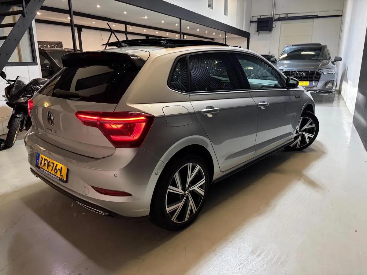 1.0 TSI R-Line Edition Panoramadak Camera Keyless