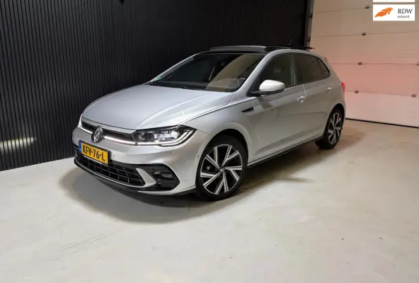 1.0 TSI R-Line Edition Panoramadak Camera Keyless