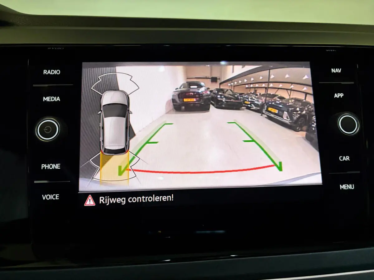 1.0 TSI R-Line Edition Panoramadak Camera Keyless