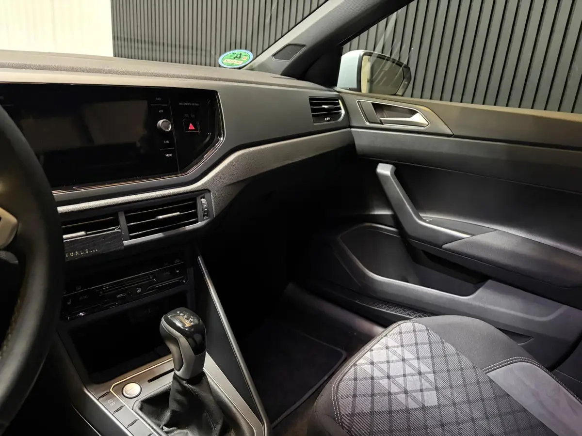 1.0 TSI R-Line Edition Panoramadak Camera Keyless